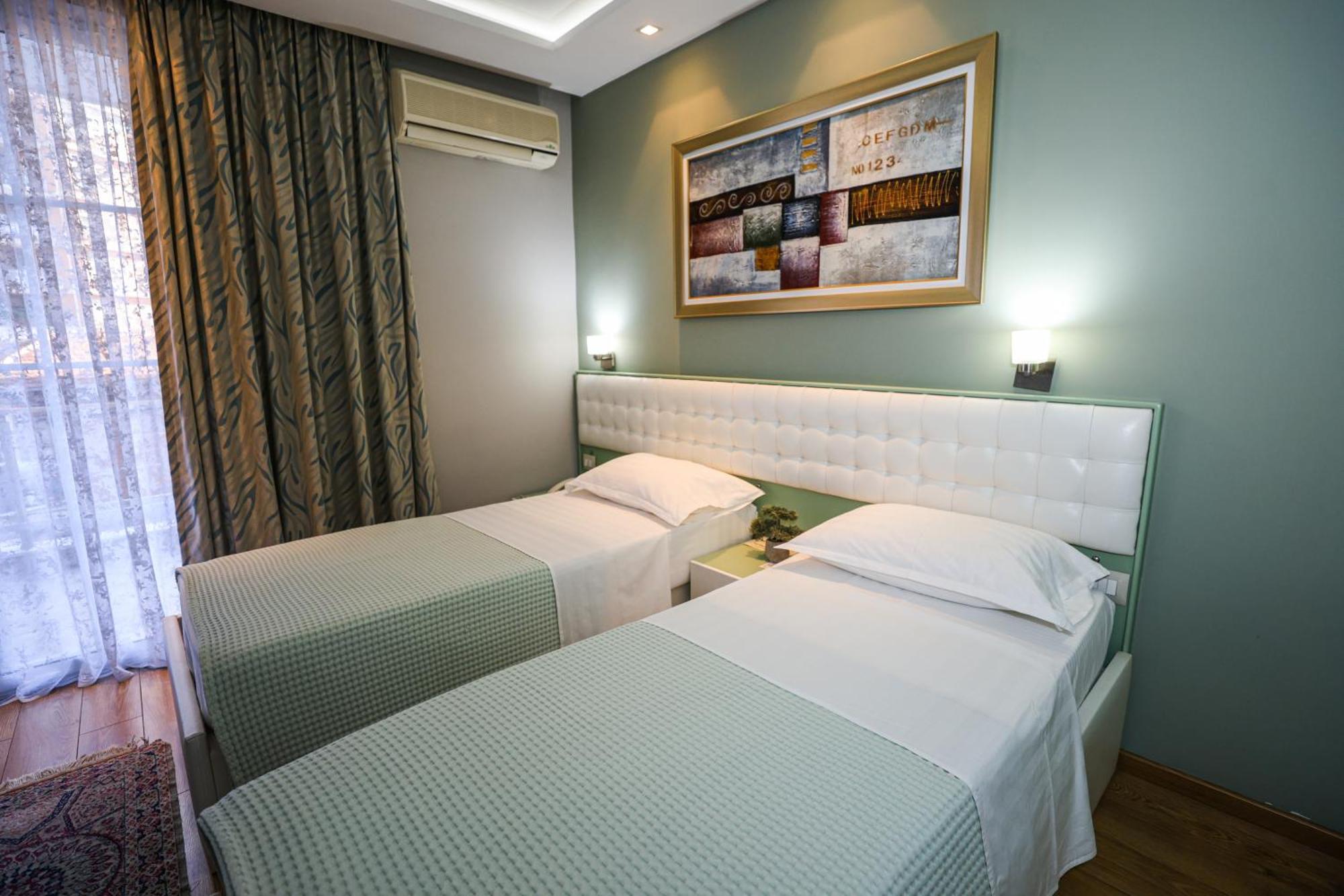Hotel Vila Verde City Center ティラナ エクステリア 写真