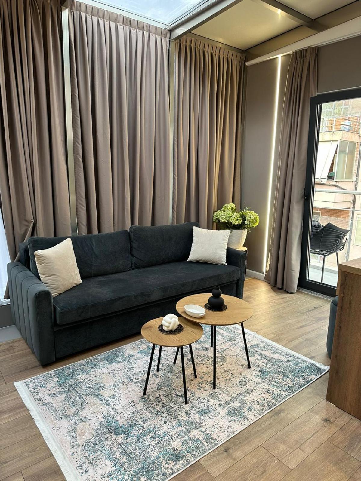 Hotel Vila Verde City Center ティラナ エクステリア 写真