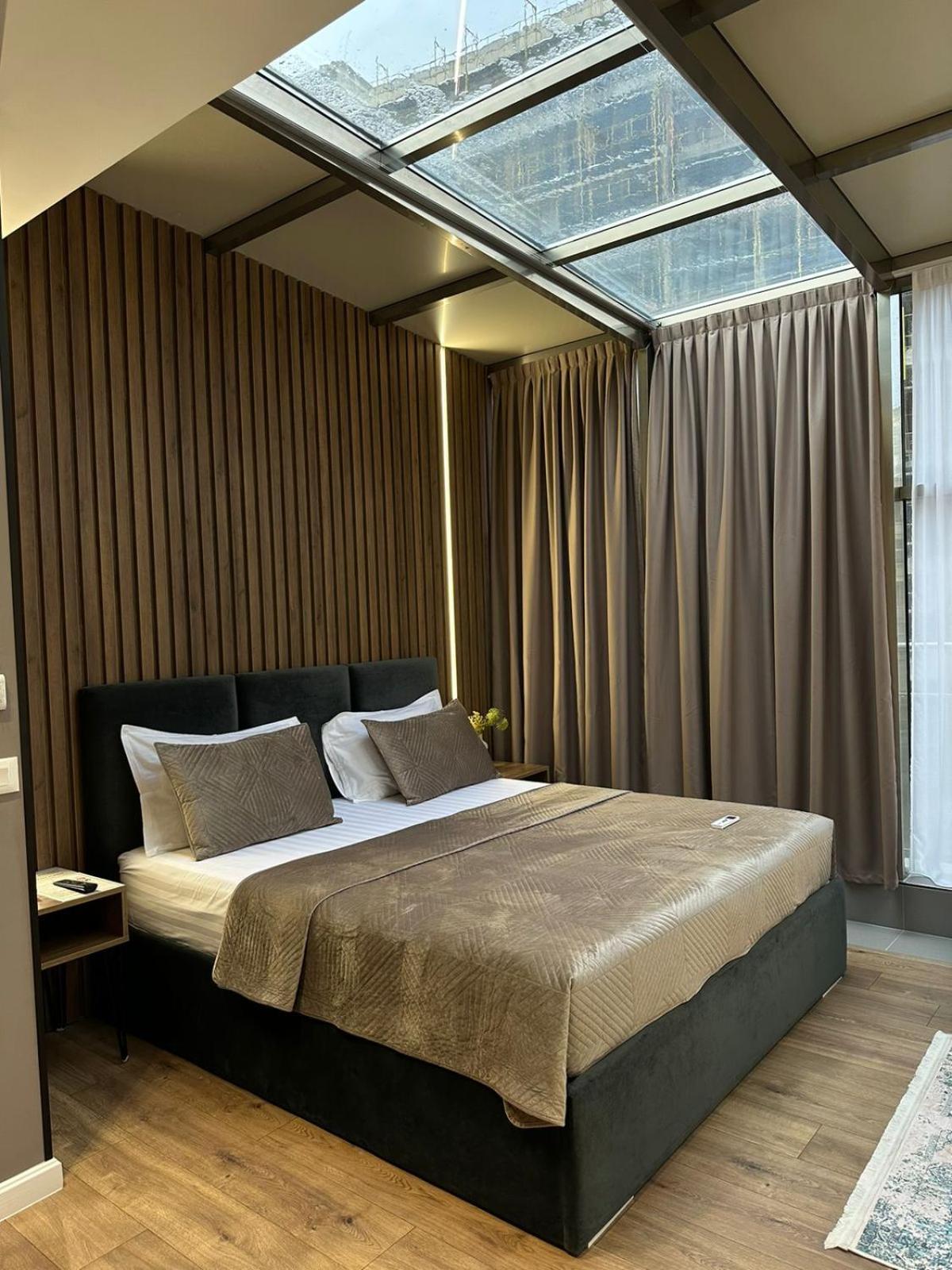 Hotel Vila Verde City Center ティラナ エクステリア 写真
